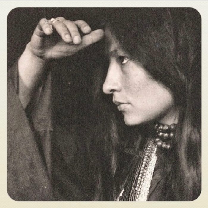 From the profile of Gertrude Simmons Bonnin's, or Zitkala-Sa - Red Bird, Indian rights activist on @theunsungheroines