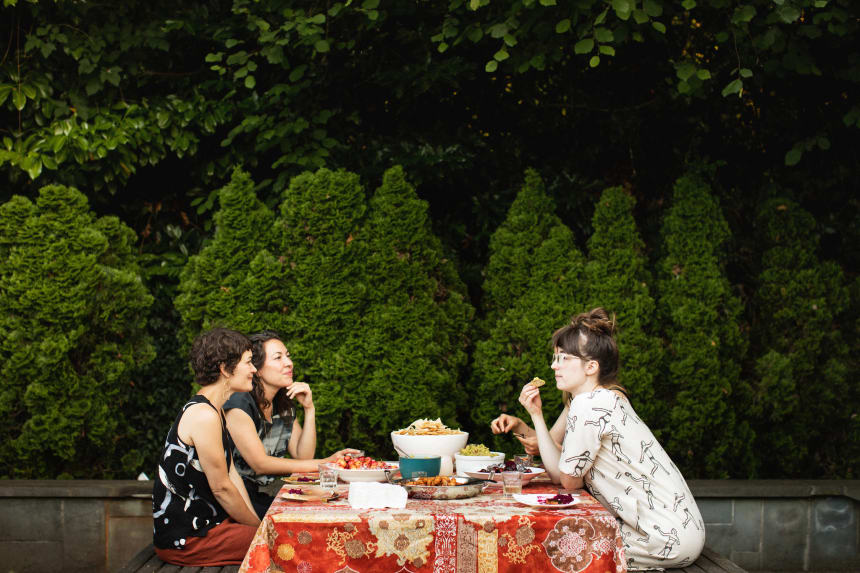 Cat & Chika, co-owners of Velouria chat with illustrator, Teresa Grasseschi. who created all of the astrology illustrations for The Fold.